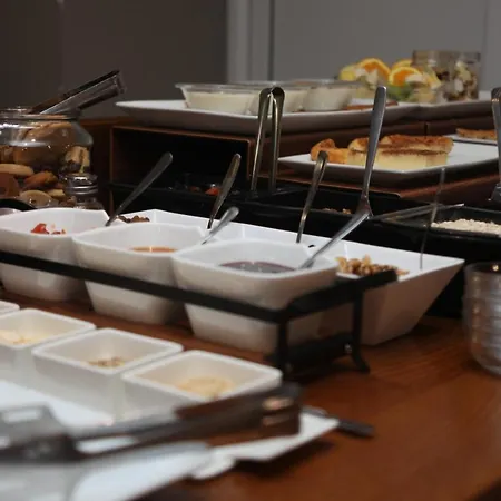 Hotel Apollon Filoxenia 2*