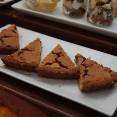 Apollon Filoxenia Corinto