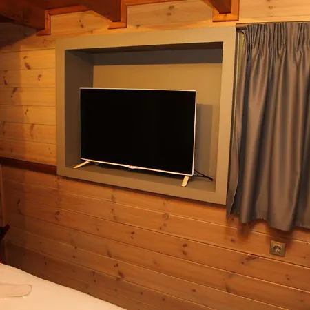 Apollon Filoxenia Hotel 2*