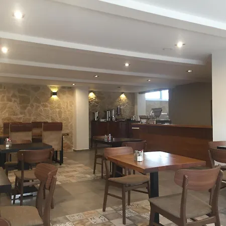 Apollon Filoxenia Hotel Corinto