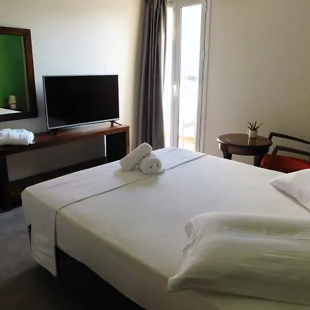 Apollon Filoxenia Corinto