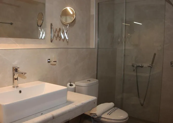 Apollon Filoxenia 2* Corinth