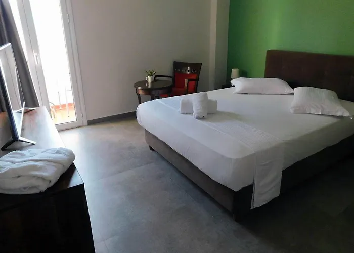 Apollon Filoxenia 2* Corinth