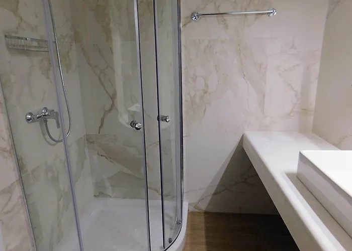 Apollon Filoxenia Hotel 2*