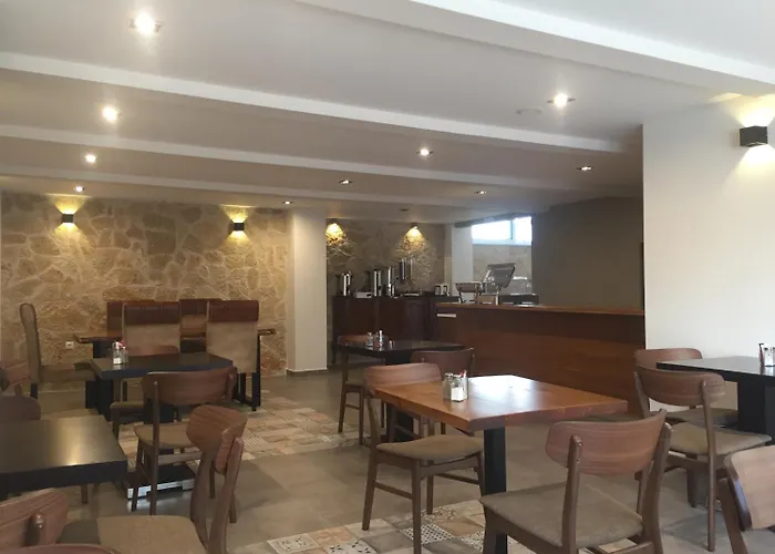 Apollon Filoxenia Hotell Corinth